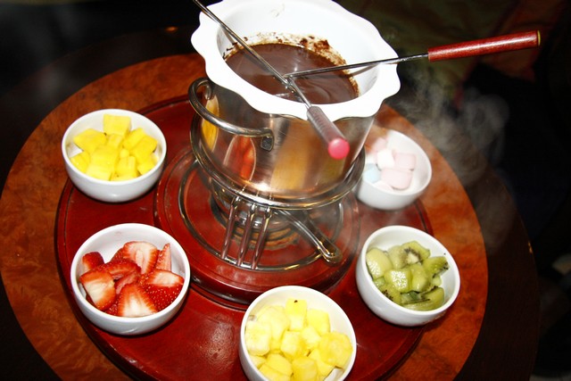 eCafe Sursock on Wednesday Night