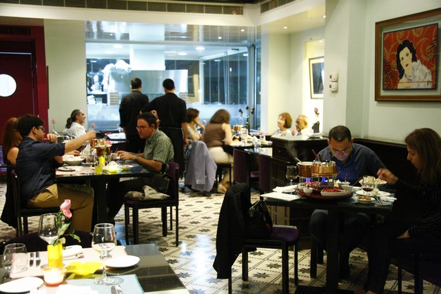 eCafe Sursock on Wednesday Night