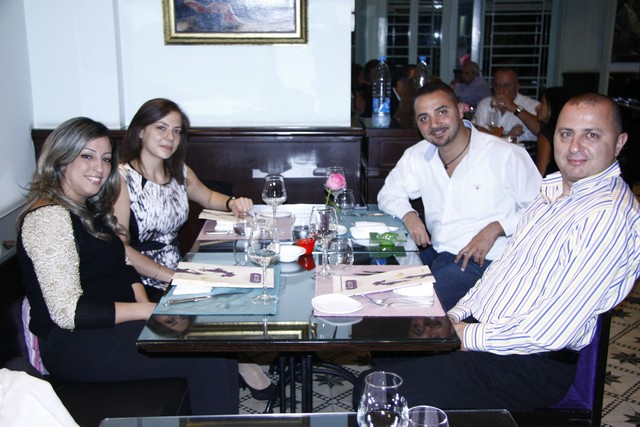 E Cafe Sursock on Saturday Night