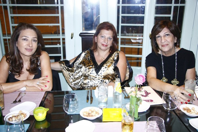 E Cafe Sursock on Saturday Night