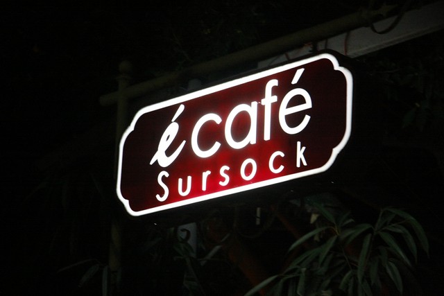 E Cafe Sursock on Saturday Night