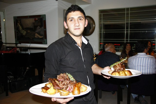 E Cafe Sursock on Saturday Night