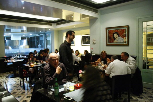 E Cafe Sursock on Saturday Night