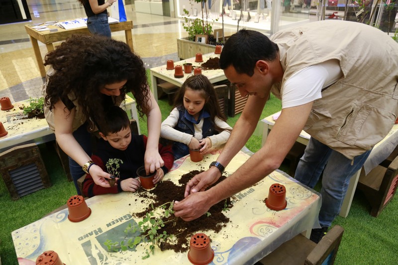 Earth Hour at City Centre Beirut