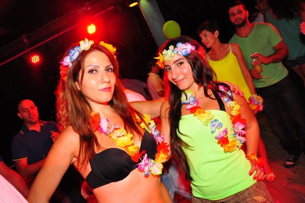 Saturday Night At Edde Sands