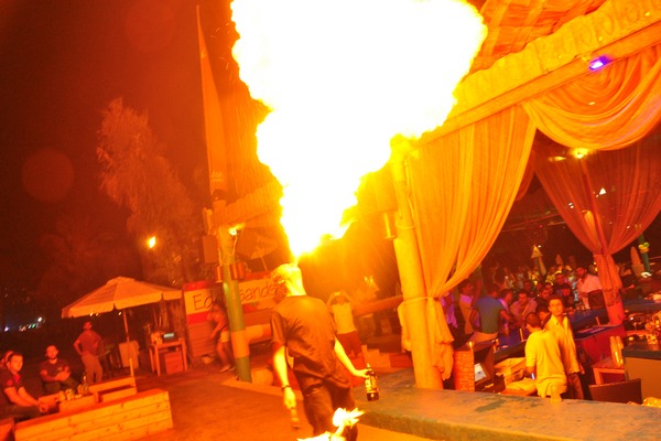 Saturday Night At Edde Sands