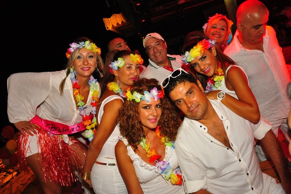 Saturday Night At Edde Sands