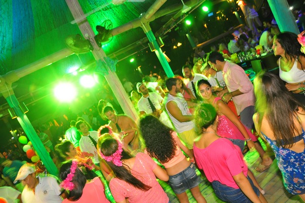 Saturday Night At Edde Sands