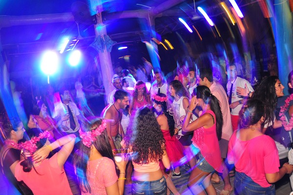 Saturday Night At Edde Sands
