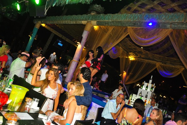 Saturday Night At Edde Sands