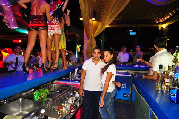 Saturday Night At Edde Sands