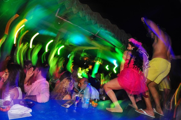 Saturday Night At Edde Sands