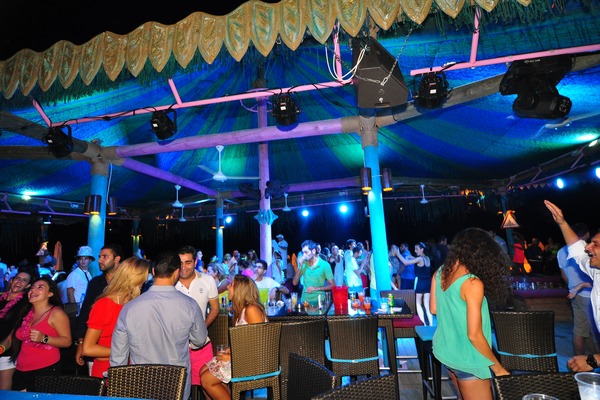 Saturday Night At Edde Sands