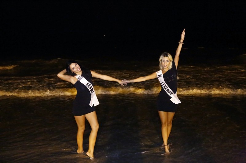 Les Pieds Dans L'eau at Edde Sands