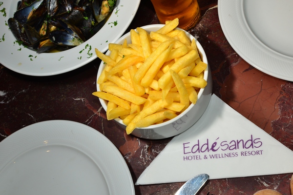 Moules Frites Night at Edde Yard