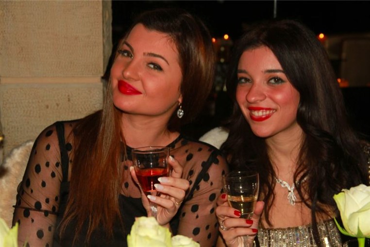 Les Lamah Wedding People 2