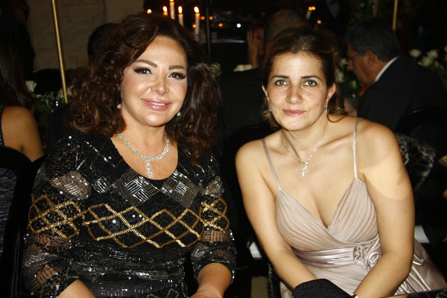 Les Lamah Wedding People 2