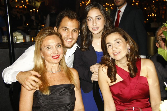 Les Lamah Wedding People 2