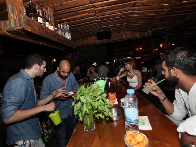 Fertil Pub on Saturday Night