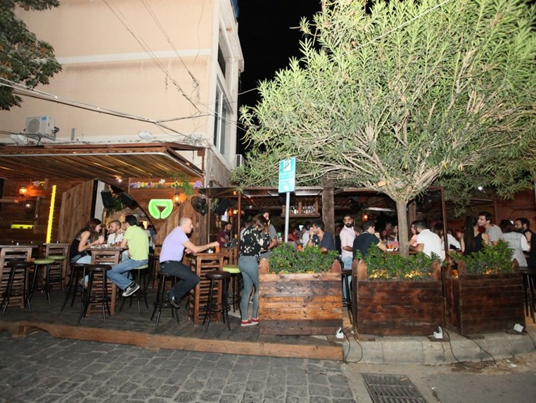 Fertil Pub on Saturday Night