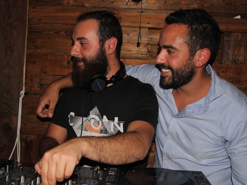 Fertil Pub on Saturday Night