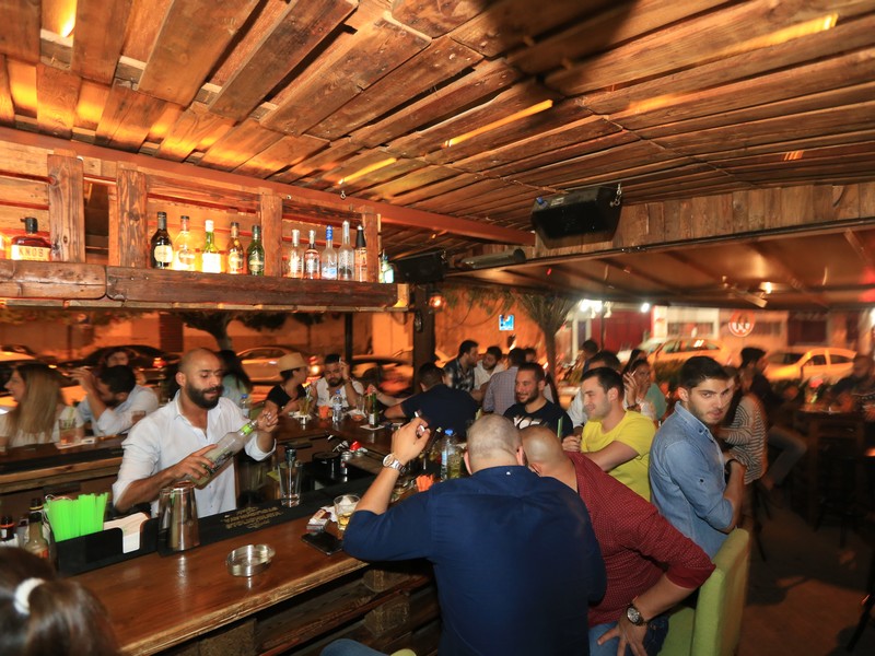 Fertil Pub on Saturday Night