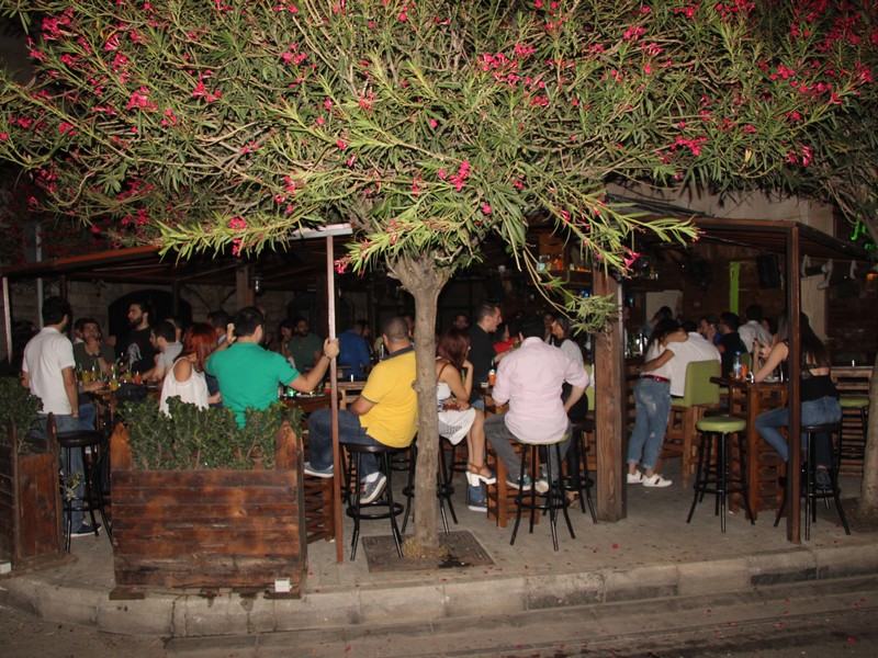 Fertil Pub on Saturday Night