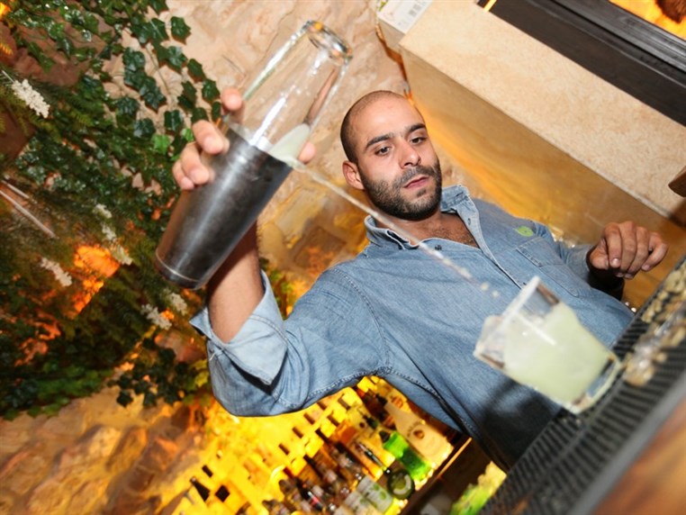 Fertil Pub on Saturday Night