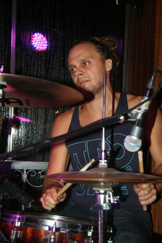 Hanouneh & The Awakening Band