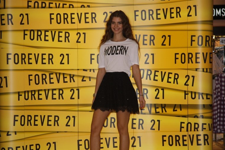 Forever 21 Get Glamorous