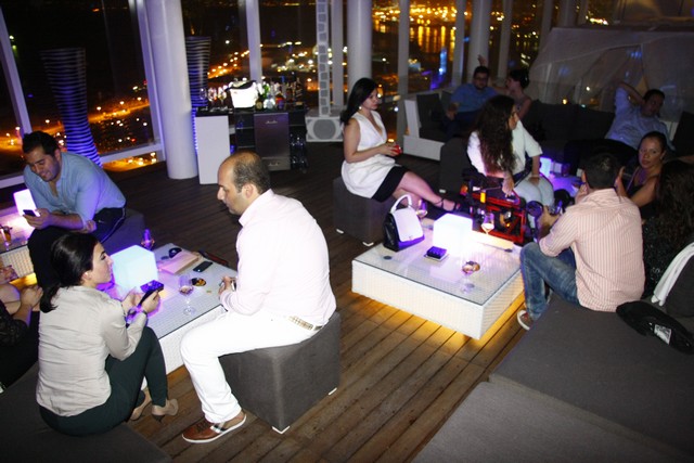 InstaTweetup at The Roof 