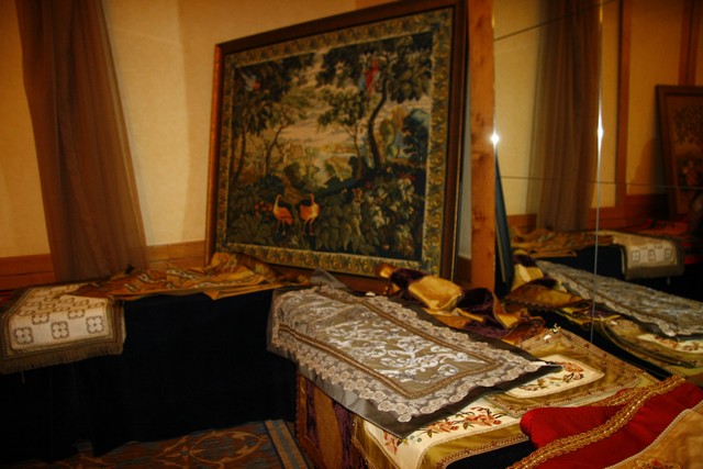Charity Exhibition at Gefinor Rotana