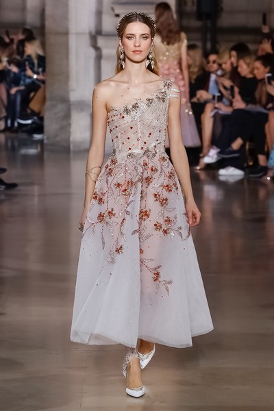Georges Hobeika Spring Summer 2018 Couture at PFW