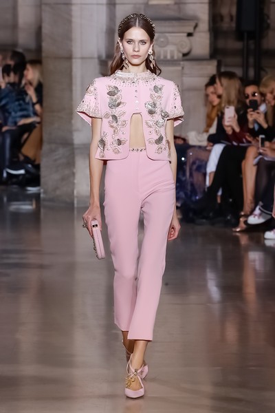 Georges Hobeika Spring Summer 2018 Couture at PFW