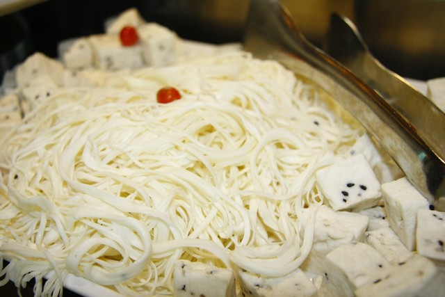 Breakfast buffet at Al Diyafa restaurant