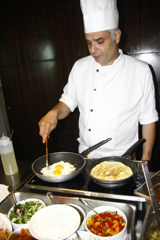 Breakfast buffet at Al Diyafa restaurant