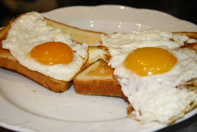 Breakfast buffet at Al Diyafa restaurant