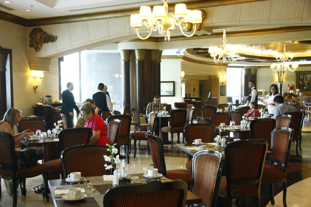 Breakfast buffet at Al Diyafa restaurant