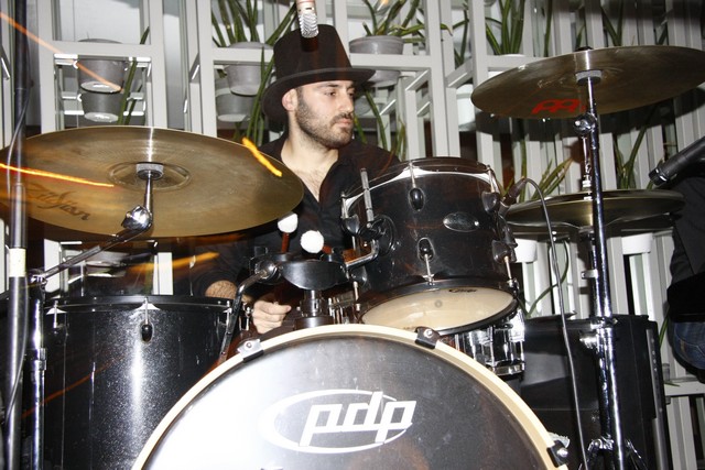 The Swingin 20s at Iris