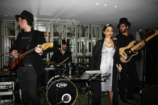 The Swingin 20s at Iris