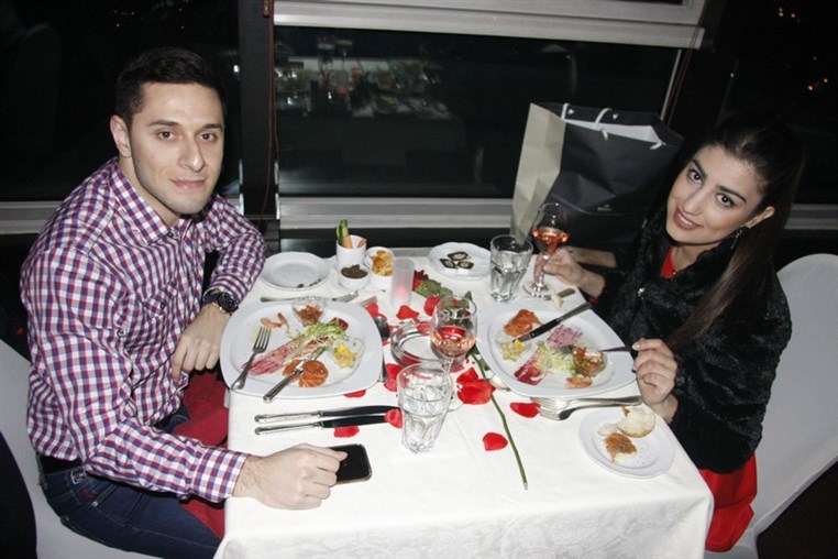 Valentine's at Jazz Bar-Hilton
