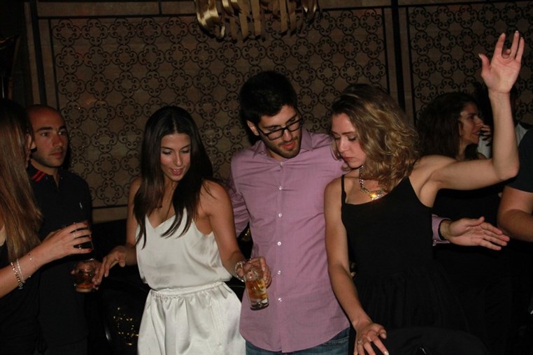 Johnnie Walker Make it Gold Night