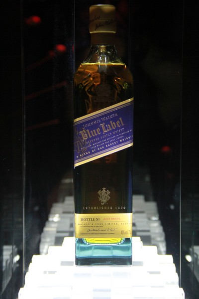 Johnnie Walker Make it Gold Night