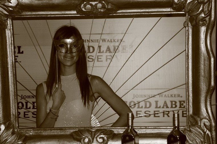 Johnnie Walker Make it Gold Night