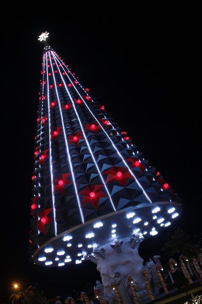 Jounieh Christmas Wonders on Tuesday 