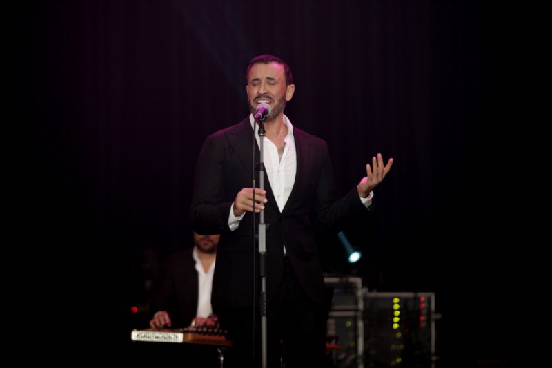 Kadim al Sahir at Casino Du Liban