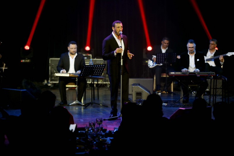 Kadim al Sahir at Casino Du Liban