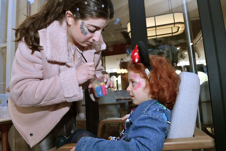 Bouffons First Fiesta at Kalila