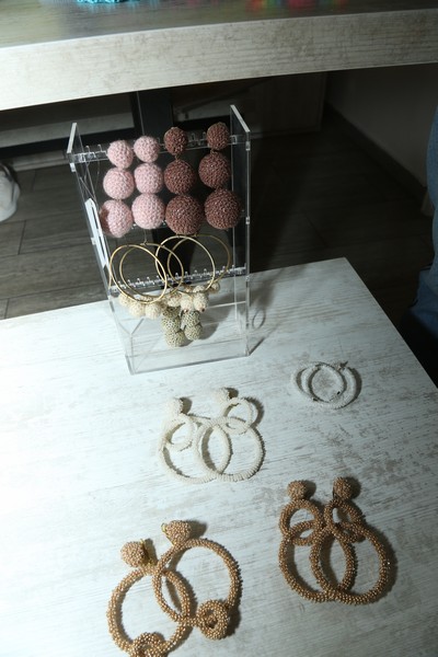Decorate & Donate X Kelly Concept Store 1st Collaboration