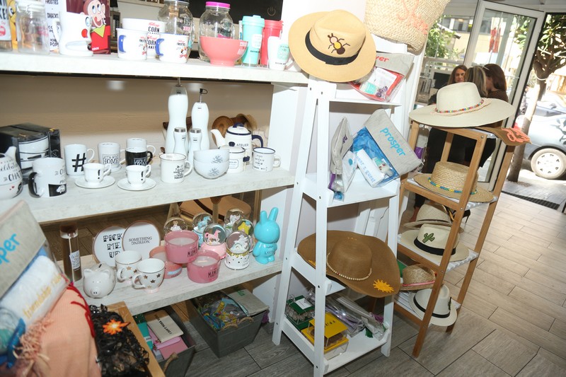 Decorate & Donate X Kelly Concept Store 1st Collaboration